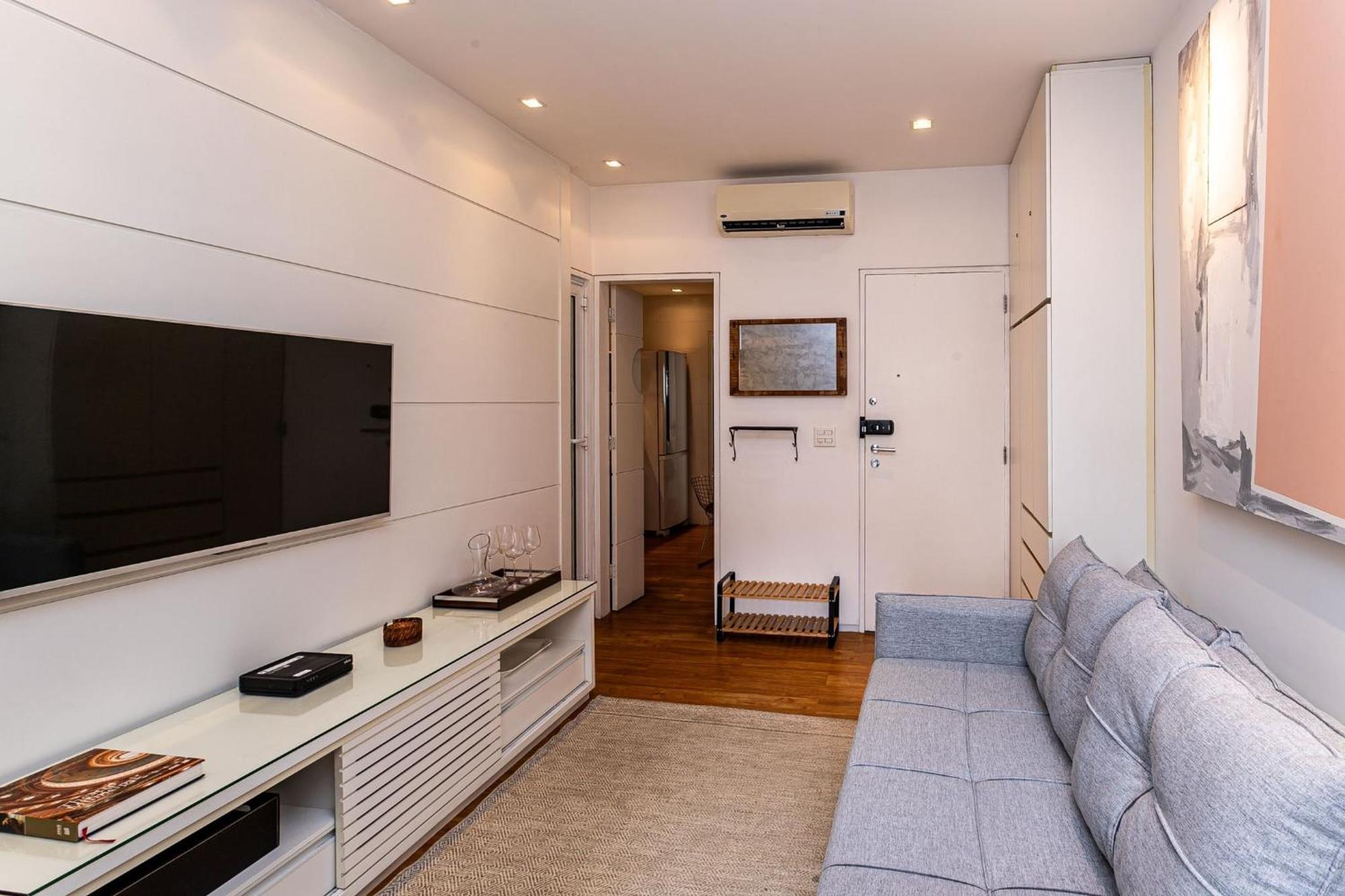 2qtos A 550m Da Do Leblon | Hc 762/201 Apartamento Rio de Janeiro