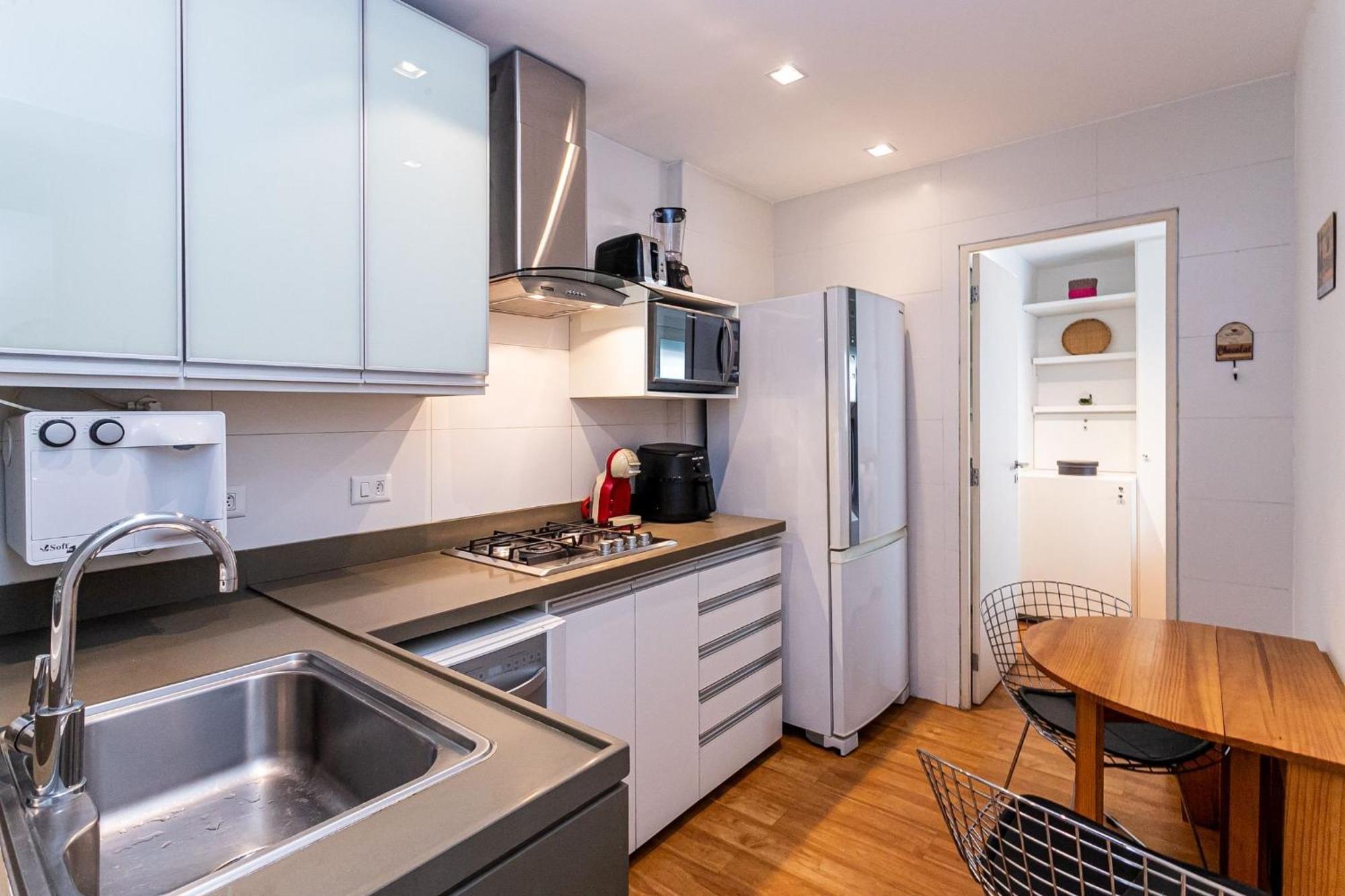 2qtos A 550m Da Do Leblon | Hc 762/201 Apartamento